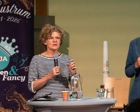 Wie is de partner van Julia Wouters? Het antwoord op een dubbele vraag
